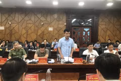 Đại biểu phát biểu ý kiến tại hội nghị Hải Phòng và Hải Dương họp bàn về các chỉ tiêu hợp nhất. (Ảnh: Tiến Vĩnh/TTXVN)