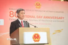 Bộ trưởng Bộ Quốc phòng Singapore Chan Chun Sing . (Ảnh: Tất Đạt/TTXVN)
