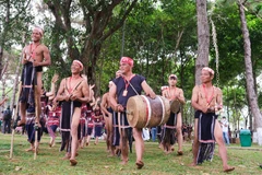 Chuyển trọng tâm lễ hội hoa dã quỳ - núi lửa Chư Đang Ya sang kết hợp tổ chức cùng với Ngày hội Di sản văn hóa. (Nguồn: Báo Gia Lai)