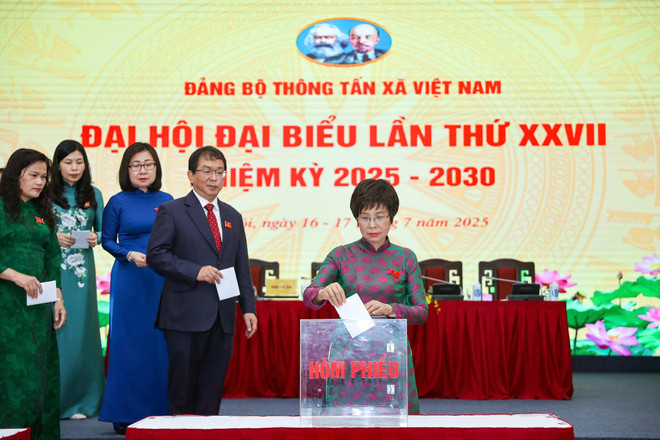 Đại biểu bầu Ban Chấp hành Đảng bộ TTXVN khóa 27, nhiệm kỳ 2025-2030.(Ảnh: Hoài Nam/Vietnam+) 29f21dd2e75e5100084f4.jpg