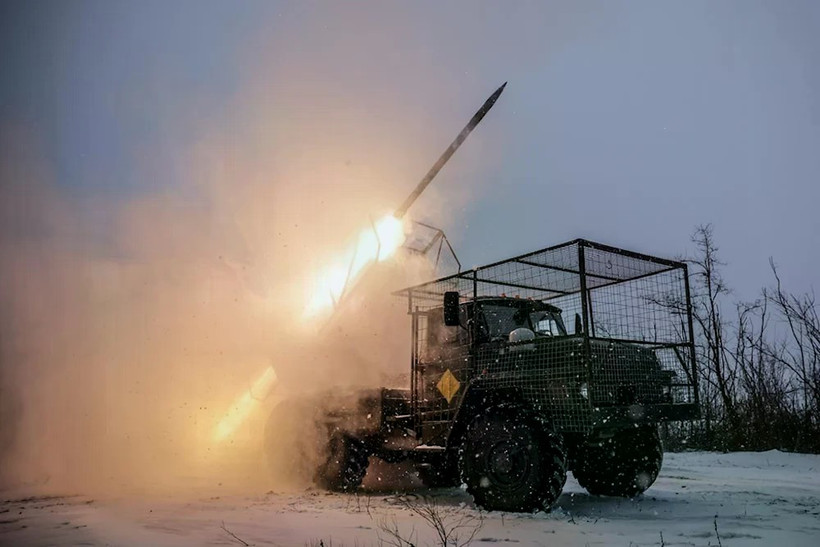 Canada sẽ cung cấp gói viện trợ quân sự trị giá 2 tỷ CAD (tương đương 1,5 tỷ USD) cho Ukraine trong tài khóa 2026-2027. (Nguồn: AP)