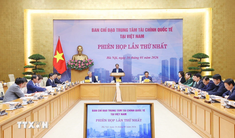Thủ tướng Phạm Minh Chính chủ trì phiên họp thứ nhất của Ban Chỉ đạo về Trung tâm tài chính quốc tế tại Việt Nam. (Ảnh: Dương Giang/TTXVN)