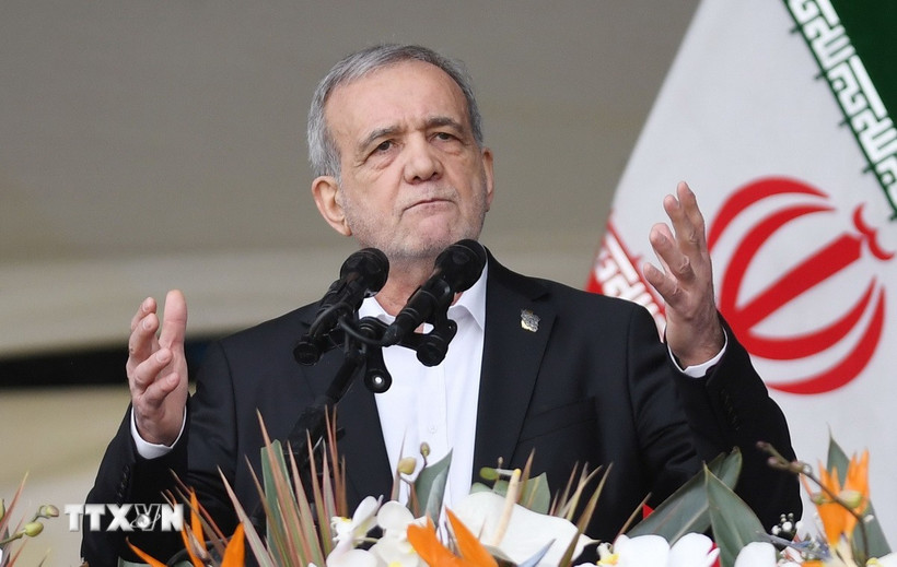 Tổng thống Iran Masoud Pezeshkian. (Ảnh: IRNA/TTXVN)