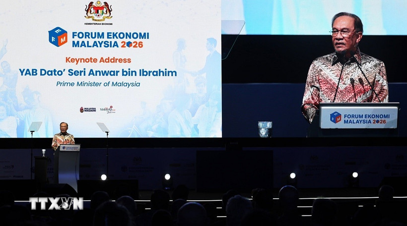 Thủ tướng Anwar Ibrahim phát biểu tại diễn đàn. (Ảnh: Viên Luyến/TTXVN)