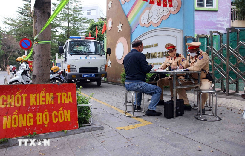 Ngày 3/1, có 3.472 trường hợp vi phạm về nồng độ cồn. (Ảnh: Phạm Kiên/TTXVN)