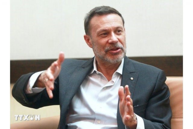 Nguyên Đại sứ Australia tại Việt Nam Andrew Goledzinowski (nhiệm kỳ 2022-2024). (Ảnh: TTXVN phát)