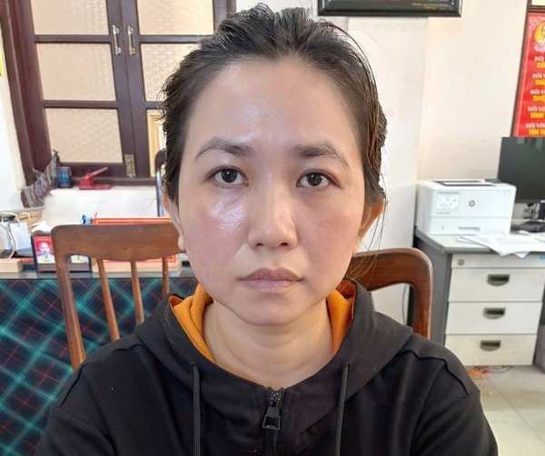 Hồ Thị Cẩm Thi khi bị triệu tập đến trụ sở Công an xã Đồng Xuân, tỉnh Đắk Lắk. (Ảnh: Công an cung cấp)