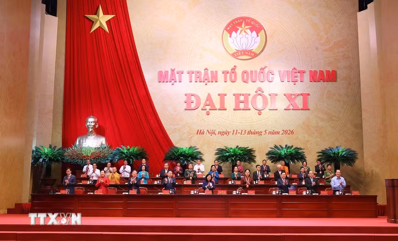 Đoàn Chủ tịch điều hành Đại hội. (Ảnh: Văn Điệp/TTXVN)