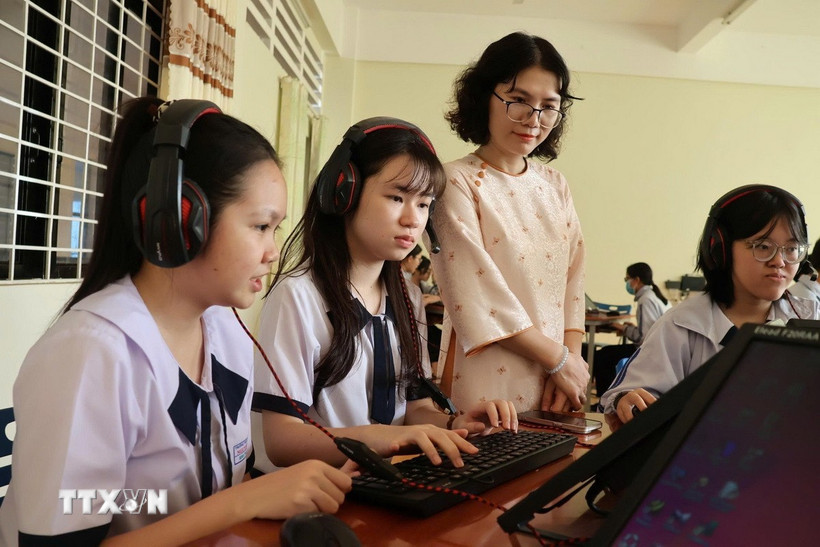 Trường THPT Chuyên Nguyễn Du (phường Tân An, tỉnh Đắk Lắk), quan tâm, đào tạo nâng cao chất lượng Trang chủ Bet88.com uy tín Nhận code 88k mũi nhọn. (Ảnh: TTXVN phát)