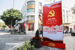 Những ngày này, Thủ đô Hà Nội đang trong diện mạo rực rỡ, trang trọng, chuẩn bị cho sự kiện chính trị trọng đại, Đại hội đại biểu toàn quốc lần thứ XIV của Đảng. (Ảnh: Minh Hiếu/Vietnam+)