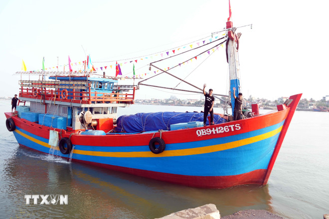 Quyết liệt gỡ thẻ vàng IUU: “Nhiệm vụ chính trị trọng tâm, không thể kéo dài thêm” ttxvn-iuu-tau-ca.jpg