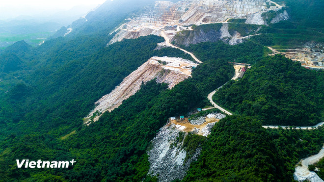 Phát triển khoa học công nghệ để tránh thất thoát, lãng phí tài nguyên khoáng sản. (Ảnh: Hoài Nam/Vietnam+) vnp-khoang-san.jpg