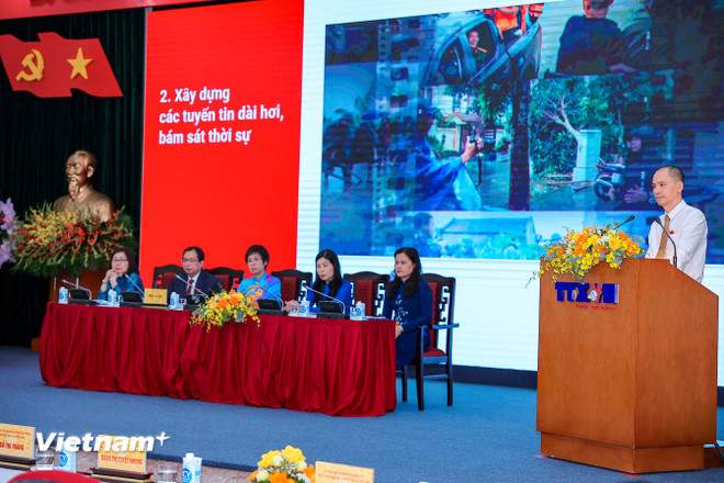 Đại biểu trình bày tham luận tại Đại hội. (Ảnh: Hoài Nam/Vietnam+) vnp-dhoi-chieu-9.jpg