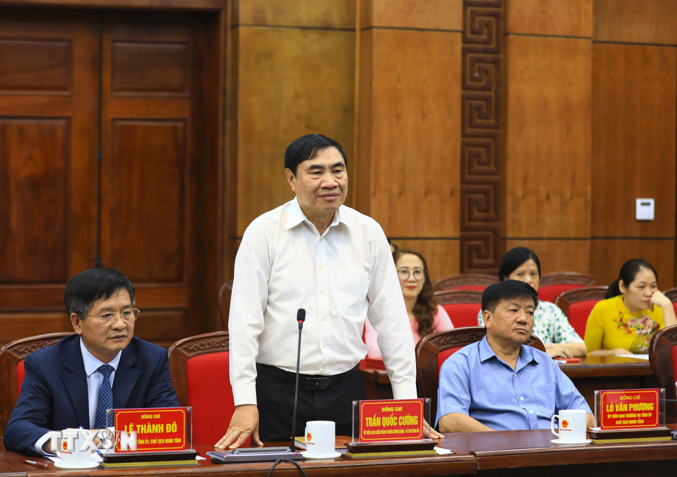 Ông Trần Quốc Cường, Ủy viên Trung ương Đảng, Bí thư Tỉnh ủy Điện Biên, phát biểu tại buổi lễ. (Ảnh: Xuân Tư/TTXVN)