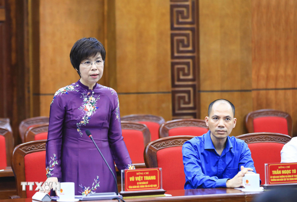 Bà Vũ Việt Trang, Bí thư Đảng ủy, Tổng Giám đốc Thông tấn xã Việt Nam phát biểu tại buổi lễ. (Ảnh: Xuân Tư/TTXVN)