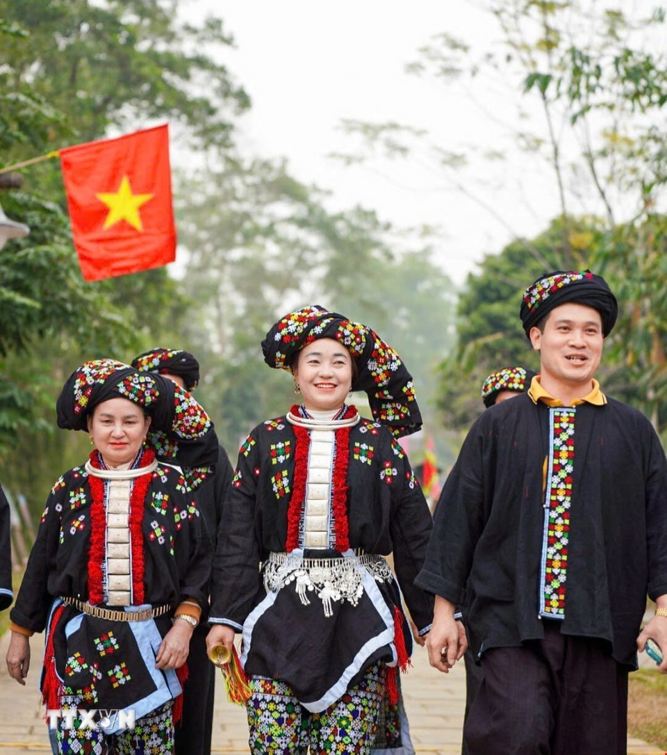 Trang phục truyền thống của người Dao Tiền, huyện Mường Lát, tỉnh Thanh Hóa. (Ảnh: Khánh Hòa/TTXVN)