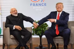 Thủ tướng Ấn Độ Narendra Modi và Tổng thống Mỹ Donald Trump trong một cuộc gặp hồi năm 2019. (Nguồn: hindustantimes)