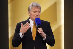 Người phát ngôn Điện Kremlin Dmitry Peskov phát biểu trong một cuộc họp báo ở Moskva. (Nguồn: AFP/TTXVN) 