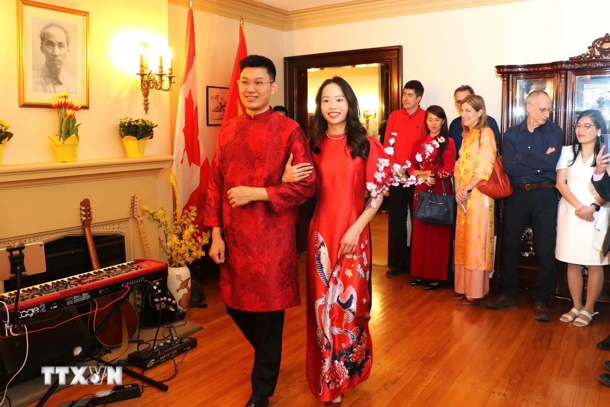 Quảng bá hàng Việt tại Canada qua nhịp cầu văn hóa cộng đồng