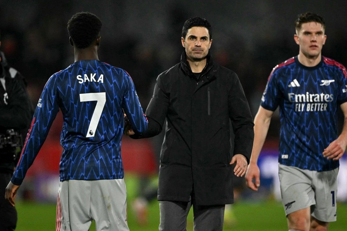 Arsenal chia điểm, cuộc đua vô địch Premier League càng thêm căng thẳng