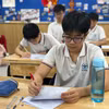 Học sinh Trường trung học cơ sở Cầu Giấy ôn thi vào trường chuyên. (Ảnh: Phạm Mai/Vietnam+)