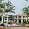 Trường Tiểu học Đồng Tiến, Hà Tĩnh bị tốc mái, hư hỏng nặng. (Ảnh: Hoàng Ngà/TTXVN)
