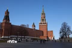 Quang cảnh bên ngoài Điện Kremlin ở Thủ đô Moskva, Nga. (Ảnh: THX/TTXVN)
