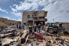 Đống đổ nát sau một vụ nổ tại Al-Nayrab, tỉnh Idlib (Syria) ngày 20/2/2025. (Ảnh: THX/TTXVN)