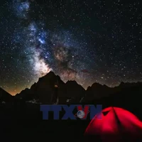 Sáu hành tinh 'diễu hành' thẳng hàng vào cuối tháng 2 