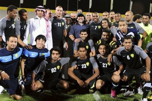 Maradona thừa nhận đến với Al Wasl chỉ vì tiền ảnh 1 Maradona thừa nhận đến với Al Wasl chỉ vì tiền ảnh 1