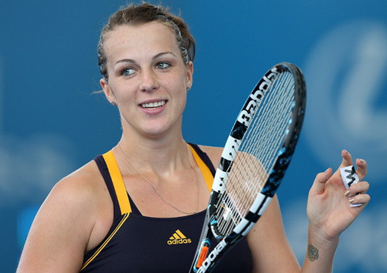 Roger Federer "tốc hành," á quân Brisbane thua sốc ảnh 2