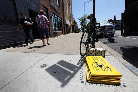 Kỳ diệu "nghệ thuật đường bộ" vòng quanh thế giới ảnh 2