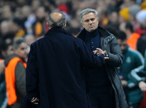 Mourinho khiếp sợ sức mạnh của CĐV Galatasaray ảnh 1