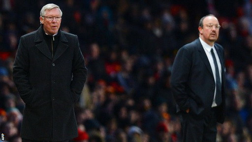 Rafael Benitez "điên" sau khi bị Sir Alex phớt lờ ảnh 1