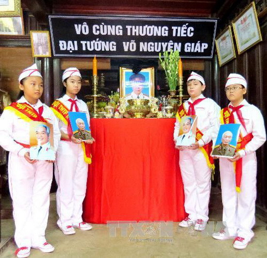 Chùm ảnh tưởng niệm tại nơi Đại tướng sinh ra ảnh 3 Chùm ảnh tưởng niệm tại nơi Đại tướng sinh ra ảnh 3