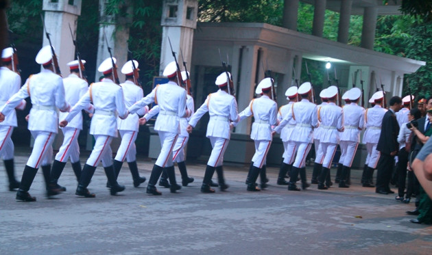 Toàn cảnh trước giờ viếng Đại tướng Võ Nguyên Giáp ảnh 3