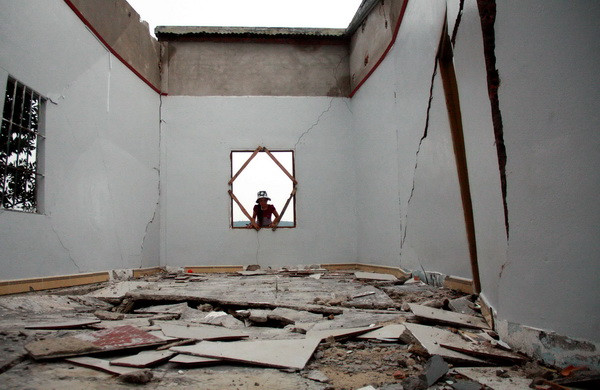 Lâm Đồng: Nứt đất bất thường "xé" nhiều nhà dân ảnh 1