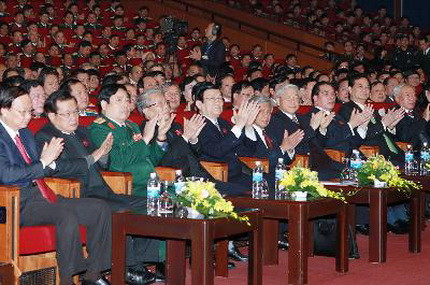 Kỷ niệm 40 năm Chiến thắng “Điện Biên Phủ trên không” ảnh 1