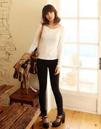 Cách kết hợp quần jean đẹp nhất cho các bạn nữ ảnh 3