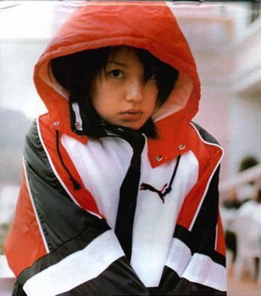 Những hình ảnh của "én nhỏ" Triệu Vy thời đi học ảnh 3