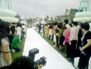 Hình ảnh về đám cưới lãng mạn của Từ Hy Viên ảnh 3