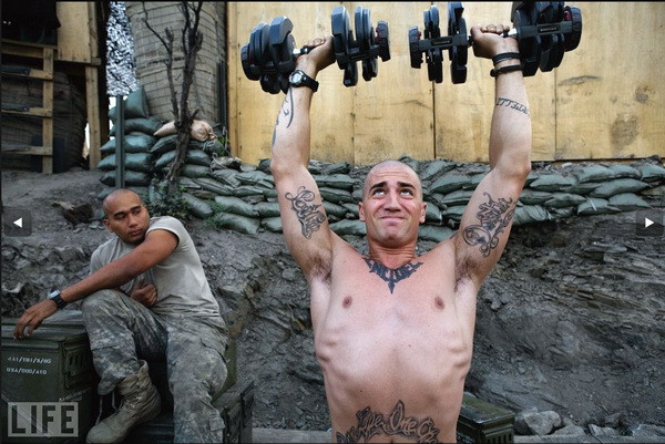 Xem ảnh của phóng viên nổi tiếng tử nạn tại Libya ảnh 2