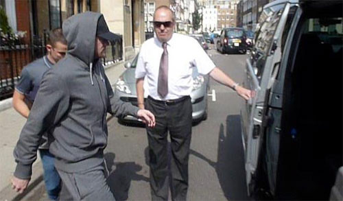 Wayne Rooney gặp sự cố khi chữa bệnh hói đầu ảnh 1