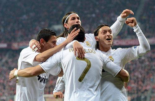 "Super Mario" giúp Bayern đánh bại Real ở phút cuối ảnh 2
