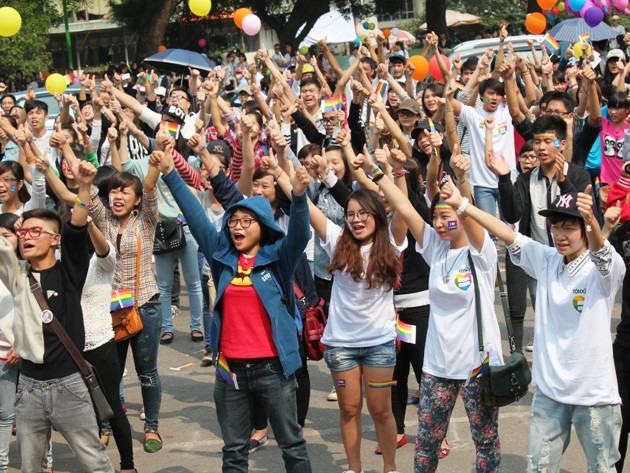 Hàng nghìn bạn trẻ ủng hộ LGBT nói "Tôi đồng ý" ảnh 1
