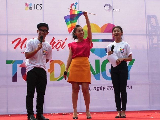 Hàng nghìn bạn trẻ ủng hộ LGBT nói "Tôi đồng ý" ảnh 2