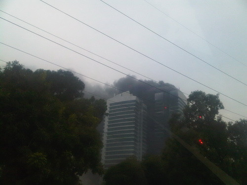 Chùm ảnh vụ cháy tòa tháp đôi 33 tầng ở Cửa Bắc ảnh 5