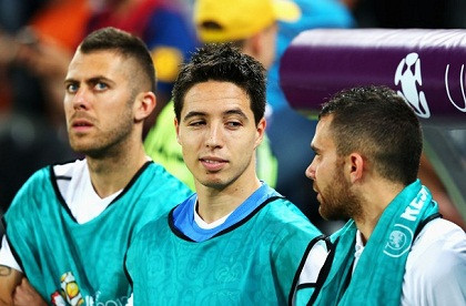 Nasri chửi phóng viên sau trận thua Tây Ban Nha ảnh 1