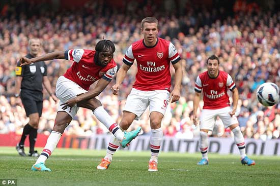 Torres, Mata giúp Chelsea hạ Arsenal tại Emirates ảnh 2