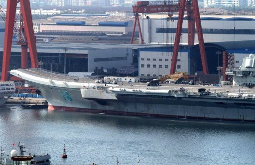 Trung Quốc giao tàu sân bay đầu tiên cho hải quân ảnh 1